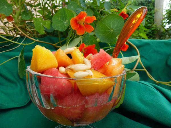 “GOOD SUMMER” FRUIT SALAD