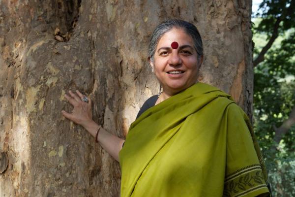 VANDANA SHIVA — LA GRÂCE DE FAIRE