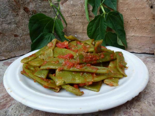 RÔTISSOIRES CUITES (POIS MANGE-TOUT EN SAUCE)