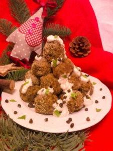 BOULETTES DE LENTILLES À LA SAUCE BLANCHE
