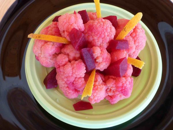 CHOU-FLEUR AIGRE-DOUX ET NAVETS ROUGES