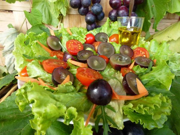 INSALATA CON L’UVA