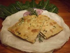 FOCACCIA CON CICORIA